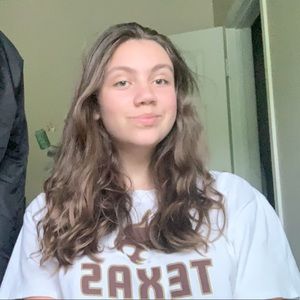 Meet your Posher, Carys